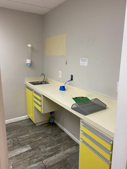 More Photos Of 2208-2412 State Route 52, Pine Bush Freestanding For Lease