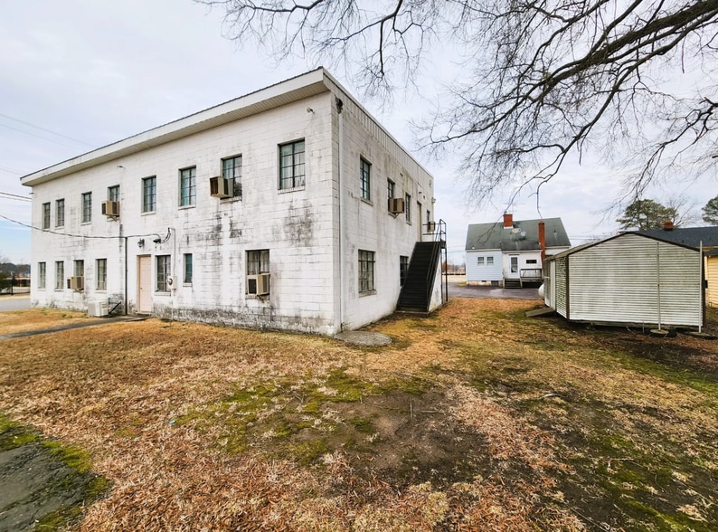 More Photos Of 21000 Chesterfield Ave, South Chesterfield Religious Facility For Sale