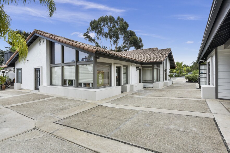 More Photos Of 6435-6437 Caminito Blythefield, La Jolla Office For Lease