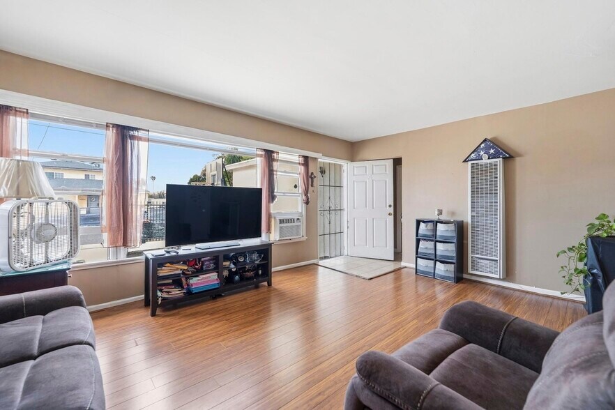 More Photos Of 14916-14920 Chadron Ave, Gardena Apartments For Sale