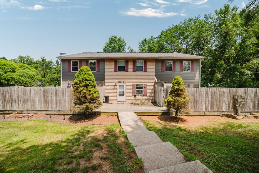 More Photos Of 23095 Buena Vista Rd, Rockbridge Apartments For Sale