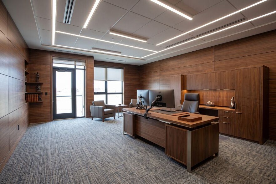 More Photos Of 1066-1068 W Wasatch Spring Rd, Hideout Office For Sale