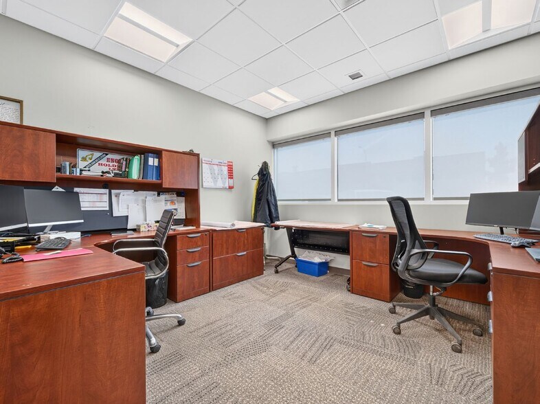 More Photos Of 13080 25 St NE, Edmonton Service For Sale