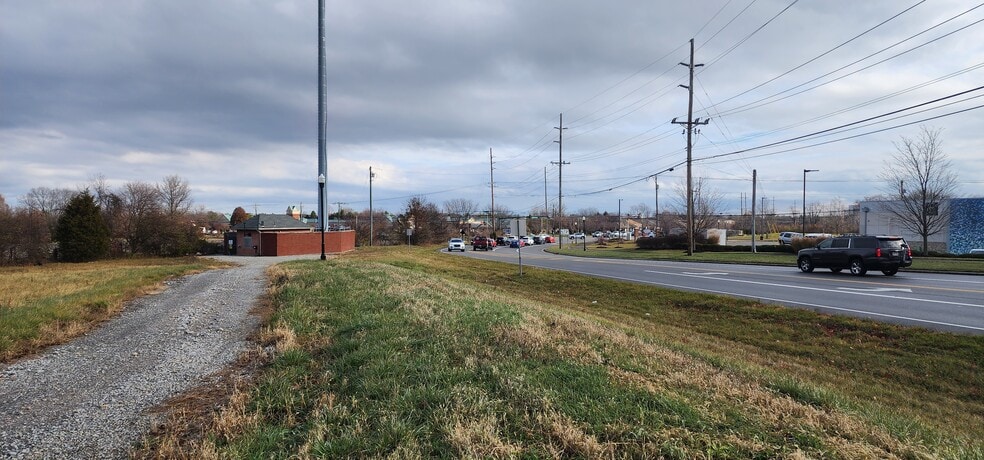 More Photos Of 5000-5010 Socialville-Foster Rd, Mason Land For Sale