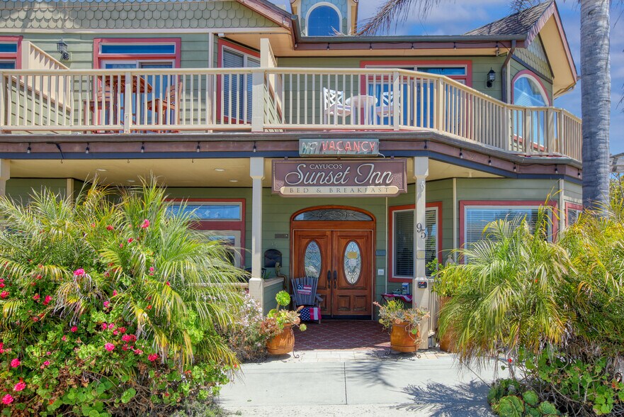 More Photos Of 95 S Ocean Ave, Cayucos Hospitality For Sale