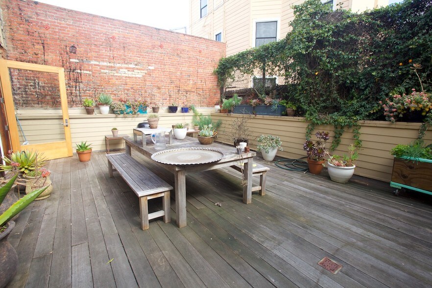 More Photos Of 2235 Mission St, San Francisco Storefront Retail Residential For Sale