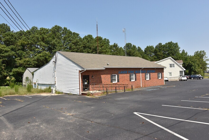 More Photos Of 7 Cicada Ln, Milford Office For Sale