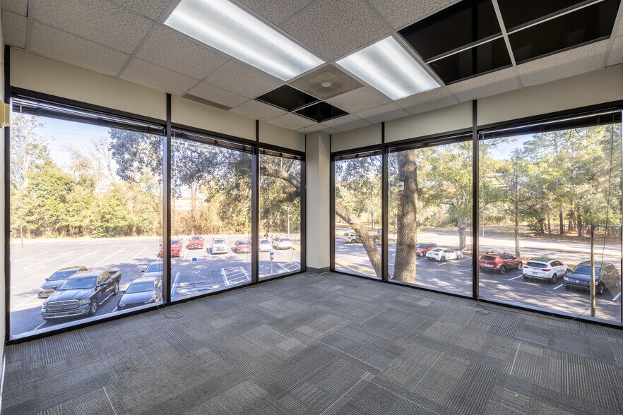 More Photos Of 7400 Baymeadows Way, Jacksonville Office For Lease