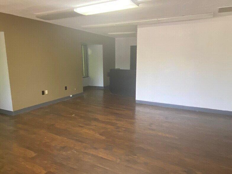 More Photos Of 5315 57th St NW, Gig Harbor Loft Creative Space For Sale