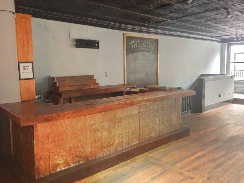 More Photos Of 142 N Jackson St, Athens Storefront Retail Residential For Lease