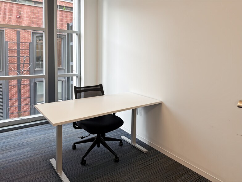 More Photos Of 800 Maine Ave SW, Washington Coworking Space