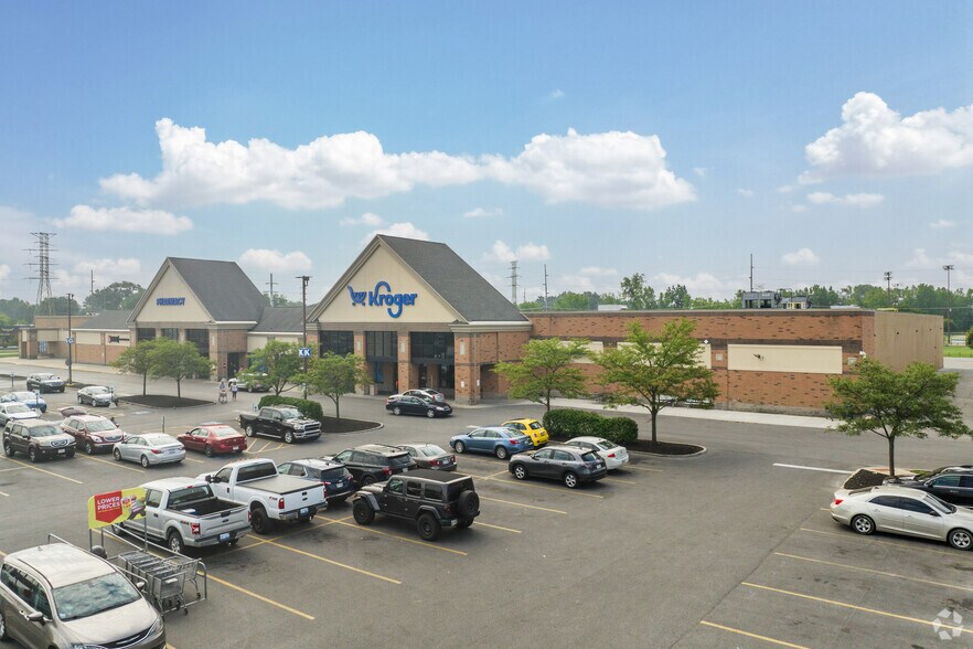 Primary Photo Of 4925 Jackman Rd, Toledo Supermarket For Sale