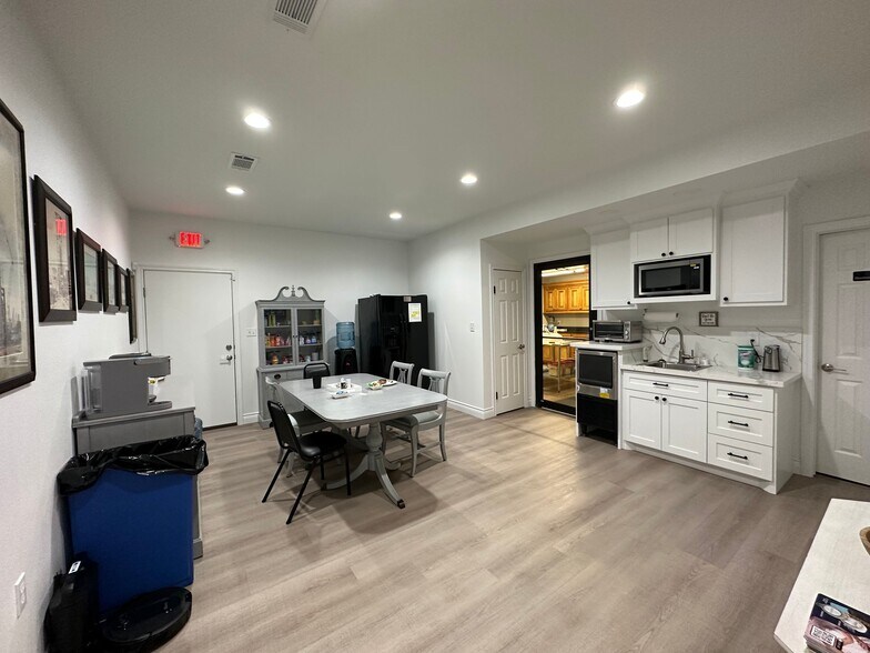 More Photos Of 21224 FM 2100 Rd, Crosby Warehouse For Sale