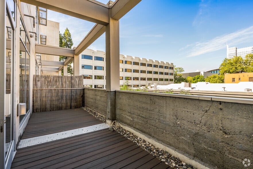 More Photos Of 1530 J St, Sacramento Apartments For Lease