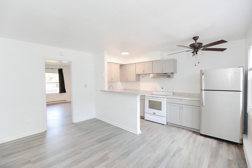 More Photos Of 1314-1318 Little Bay Ave, Norfolk Apartments For Sale