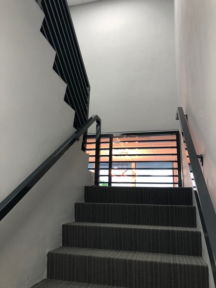 More Photos Of 1915-1919 NE 45th St, Fort Lauderdale Office For Lease