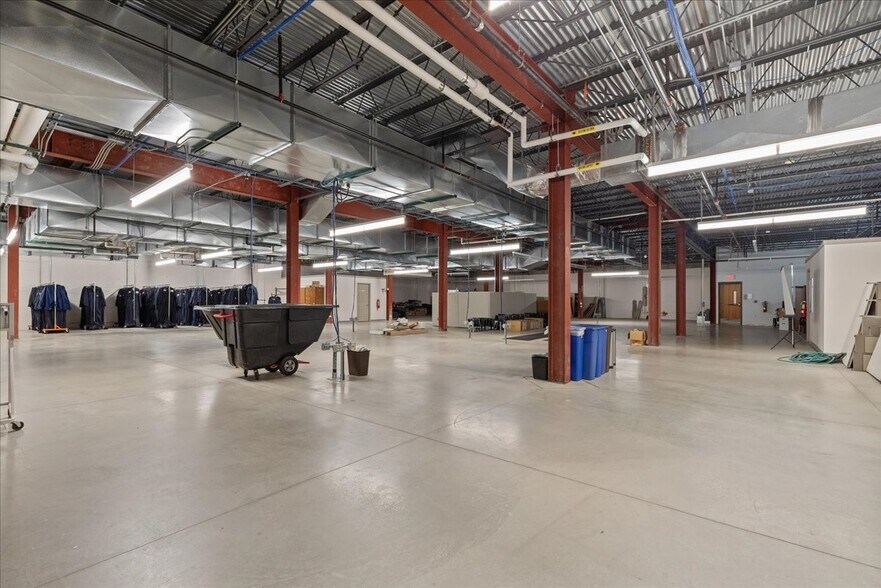 More Photos Of 300 Morrie Ave, Cheyenne Office For Sale