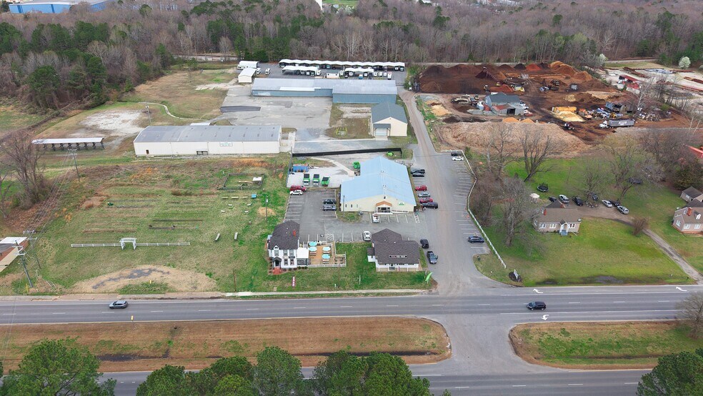 More Photos Of 7820 Richmond Rd, Toano Land For Lease