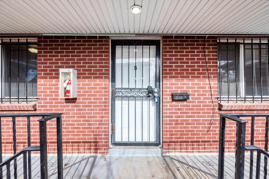 More Photos Of 1634 Boston St, Aurora Apartments For Sale