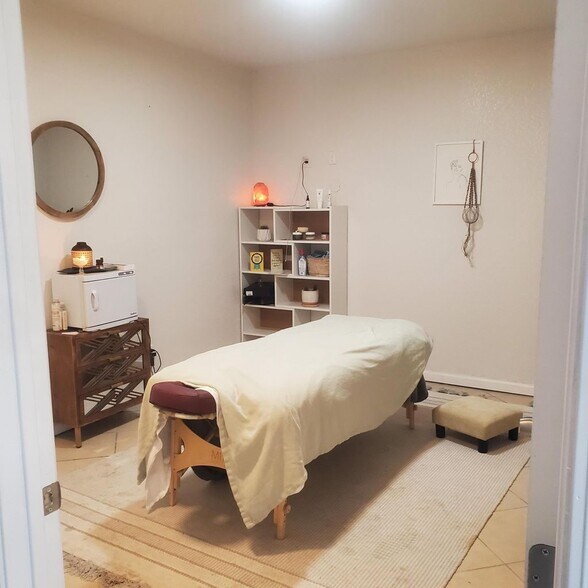 More Photos Of 1700 S K St, Tulare Storefront Retail Office For Sale