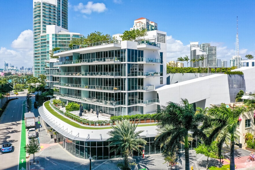 More Photos Of 801 S Pointe Dr, Miami Beach Apartments For Lease