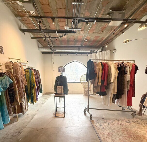 More Photos Of 2949 Federal Blvd, Denver Office For Lease