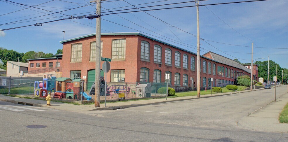More Photos Of 90 S Park St, Willimantic Warehouse For Lease