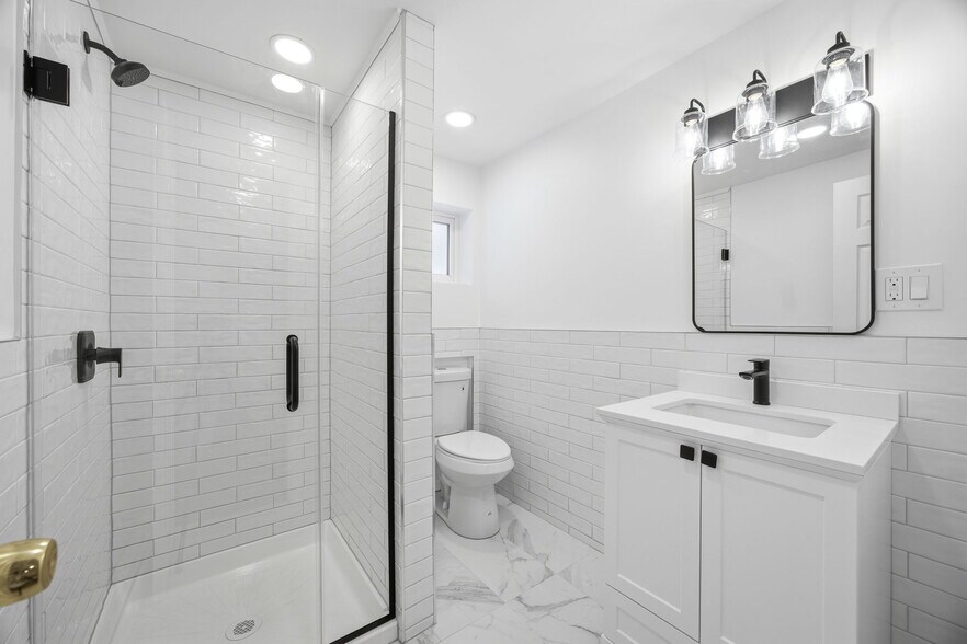 More Photos Of 158-10 95th St, Howard Beach Multifamily For Sale