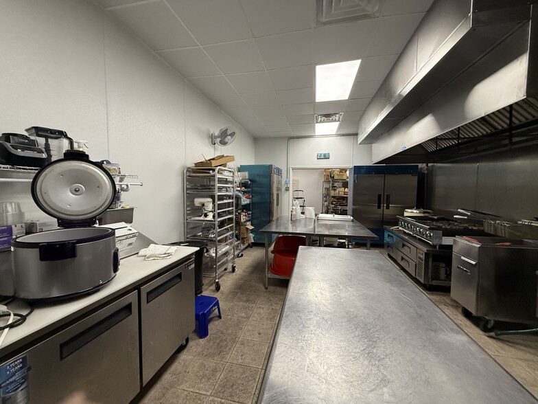 More Photos Of 12637-12641 Westheimer Rd, Houston Unknown For Lease