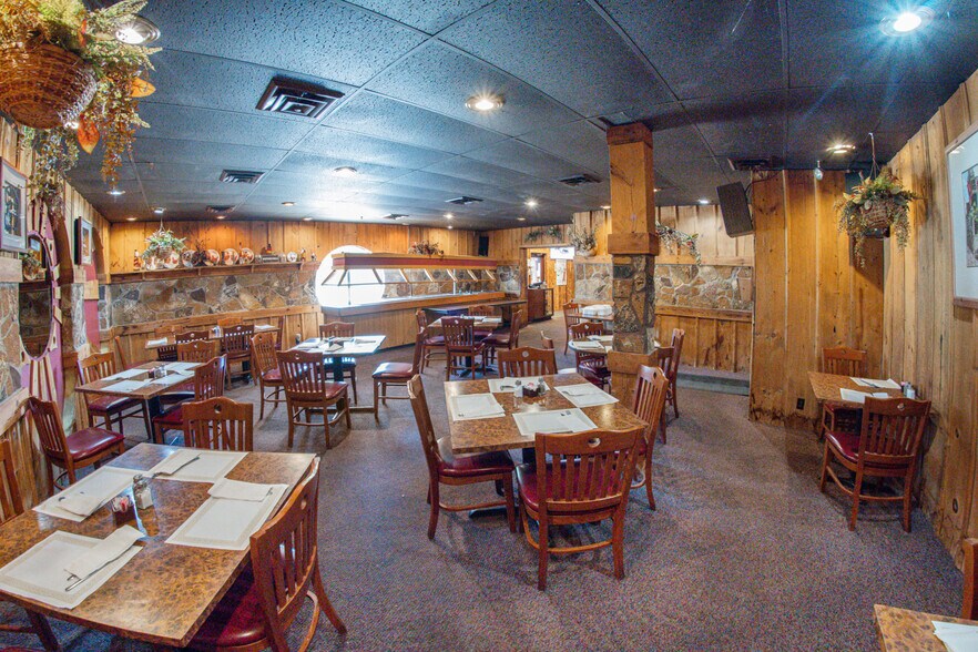 More Photos Of 10 E Hitt St, Mount Morris Restaurant For Sale