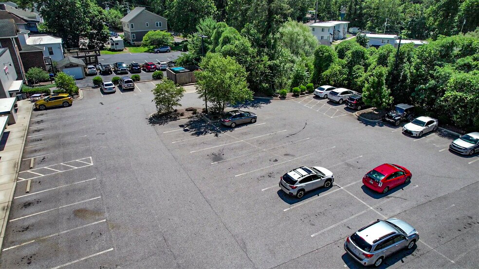 More Photos Of 348-360 Merrimon Ave, Asheville Unknown For Lease