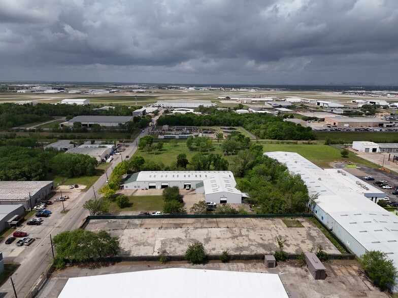 More Photos Of 8685 Scranton St, Houston Land For Sale