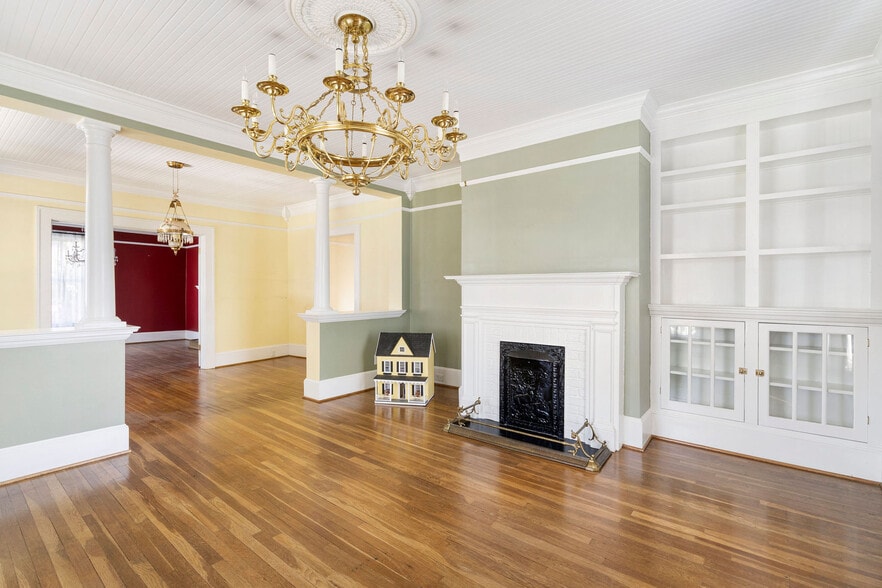 More Photos Of 101 S Main St, Wendell Office Residential For Lease