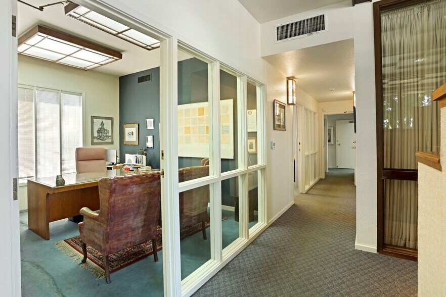 More Photos Of 200 W Harding Way, Stockton Office For Sale