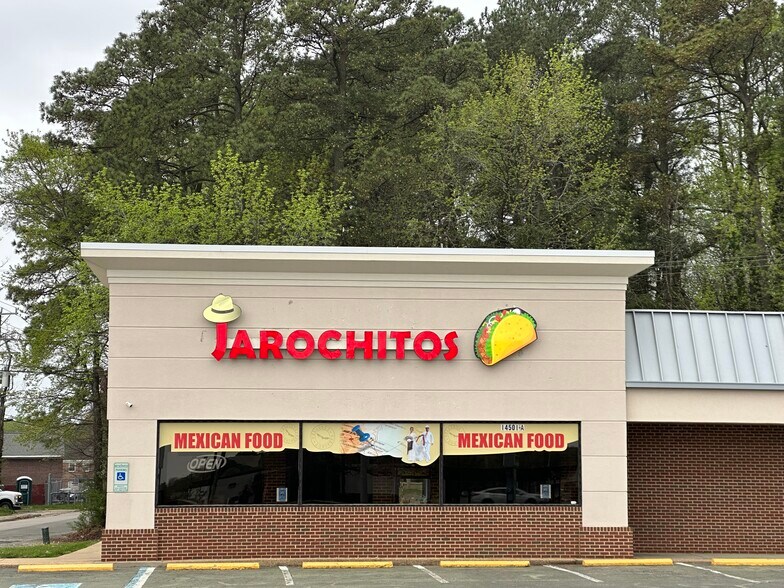 More Photos Of 14501 Warwick Blvd, Newport News Unknown For Lease