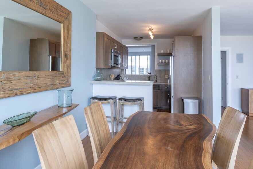 More Photos Of 901 Ocean Ave, Santa Monica Apartments For Sale