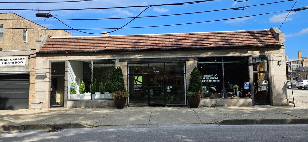 More Photos Of 1311 Sherman Pl, Evanston Apartments For Lease