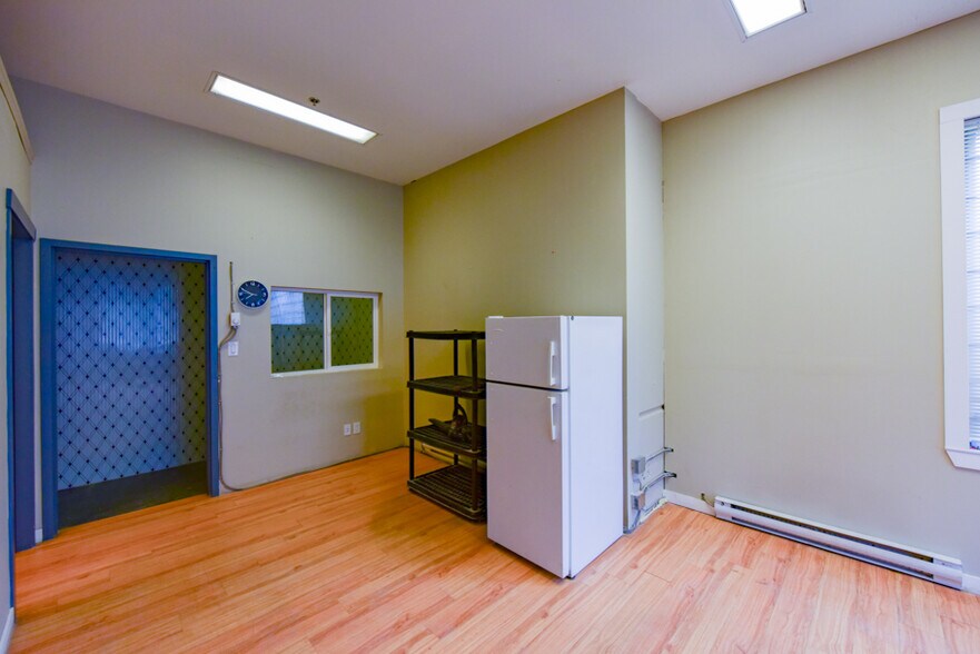 More Photos Of 7225 Brown St, Delta Warehouse For Sale