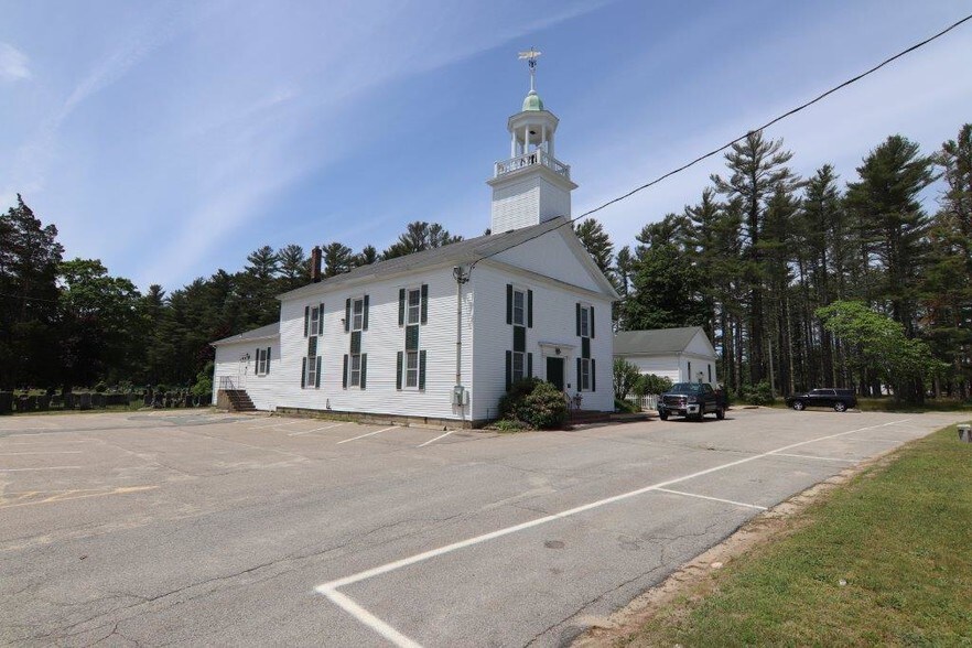Primary Photo Of 115 Main St, Carver Religious Facility For Sale
