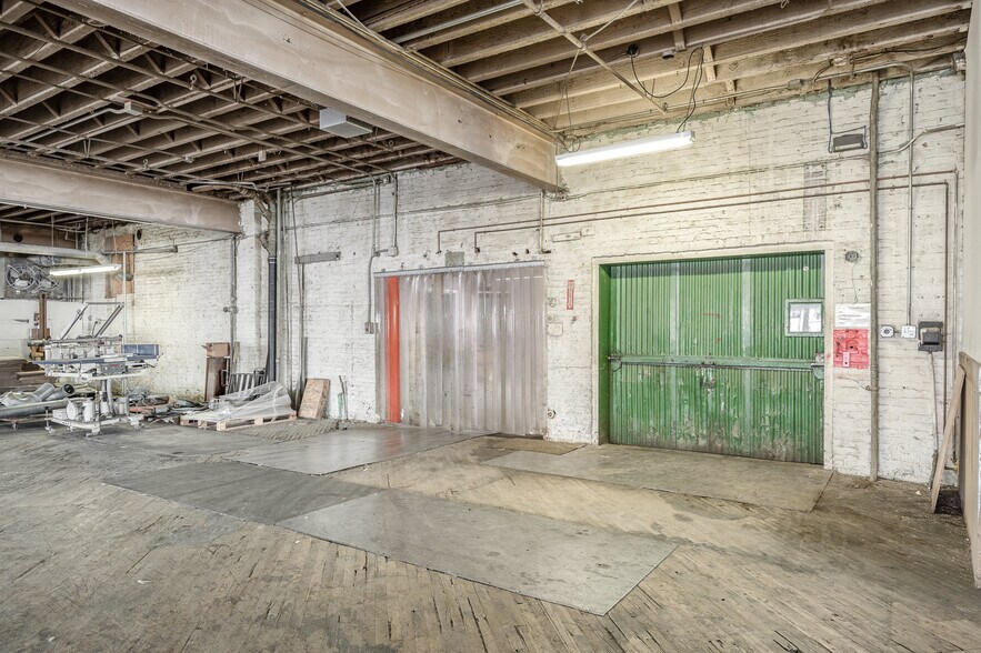 More Photos Of 3110 Elm Ave, Baltimore Warehouse For Sale