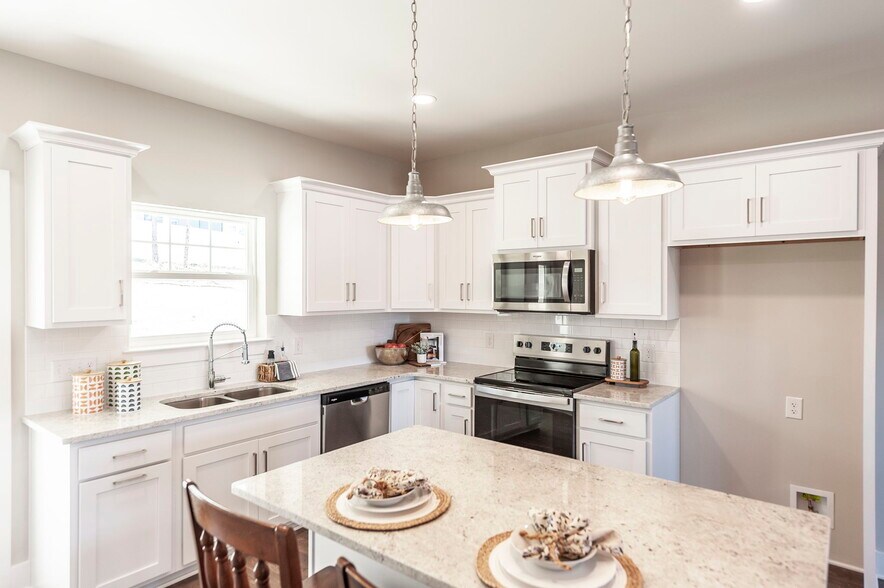 More Photos Of 1136 Lock 4 Rd, Gallatin Apartments For Sale