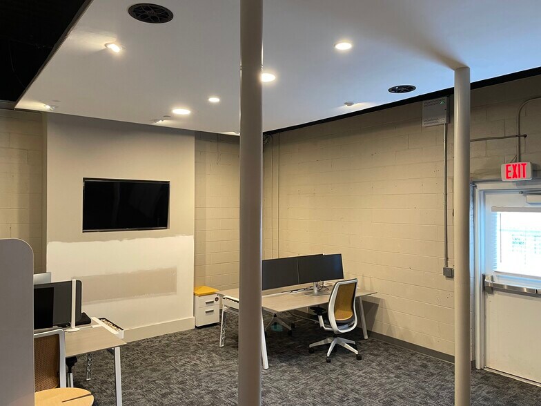 More Photos Of 119 N Markley St, Greenville Office For Lease