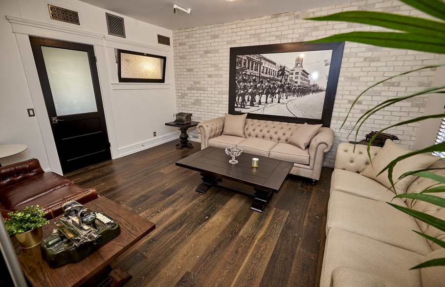 More Photos Of 202-208 W 4th St, Santa Ana Office For Lease