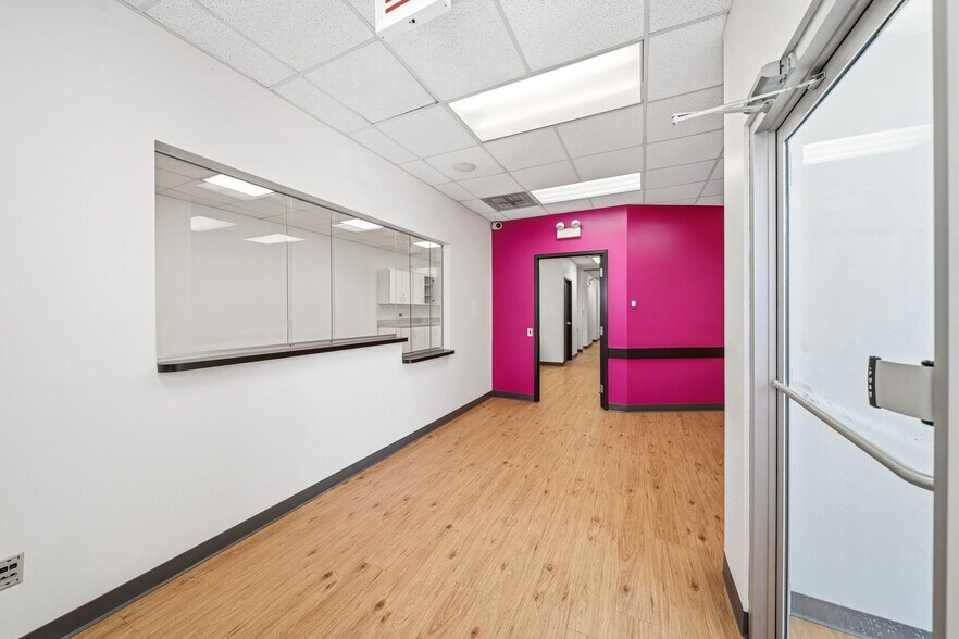 More Photos Of 6059 S Ashland Ave, Chicago Freestanding For Lease