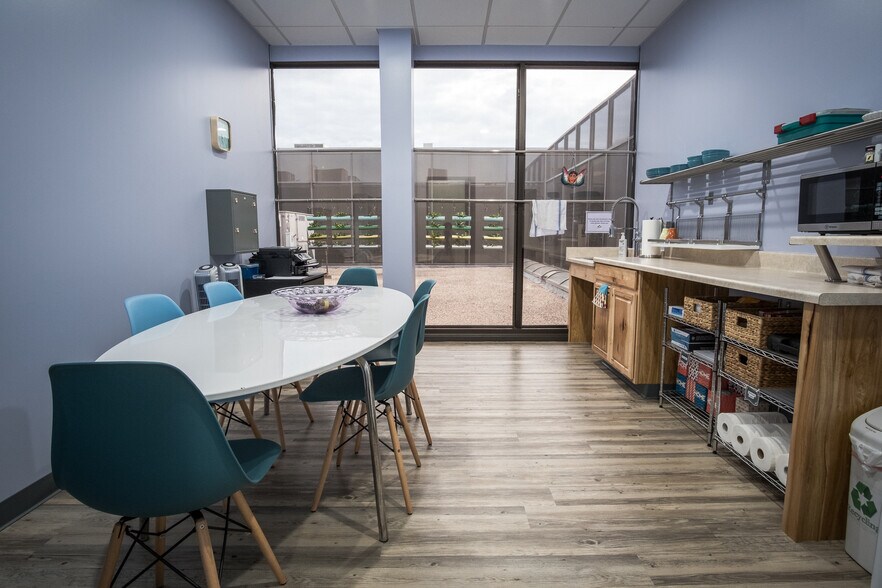 More Photos Of 8500 Shoal Creek Blvd, Austin Medical For Sale