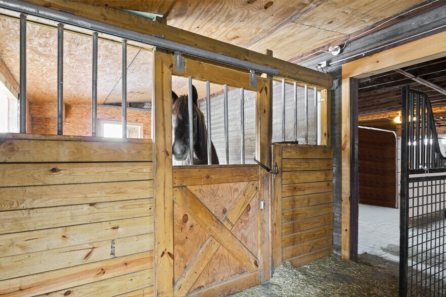 More Photos Of 563 Yale Farm Rd, Romulus Hospitality For Sale