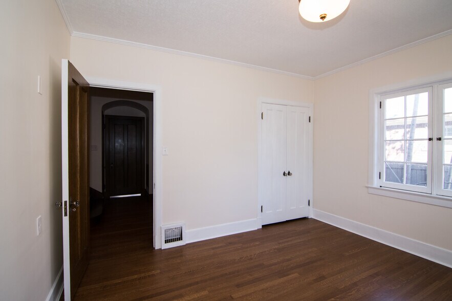 More Photos Of 109 N Main St, Springville Office For Lease