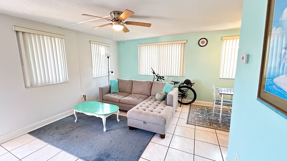More Photos Of 320 N 3rd St, Flagler Beach Apartments For Sale