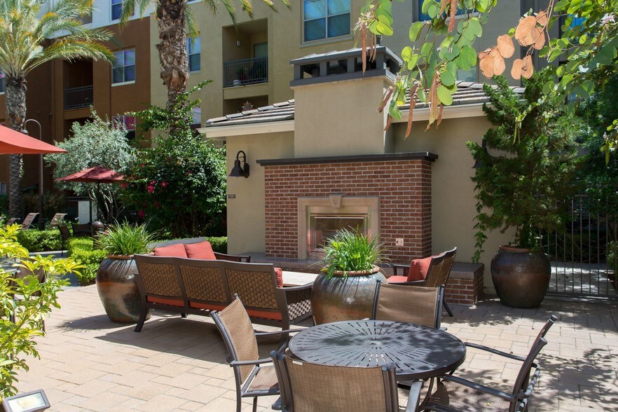 More Photos Of 700 S Myrtle Ave, Monrovia Apartments For Lease