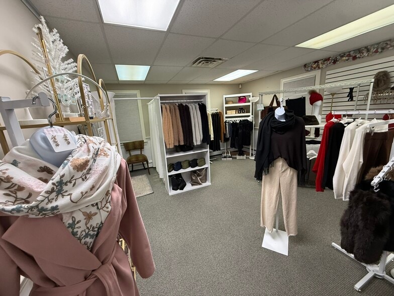 More Photos Of 23 Sandwich St, Plymouth Freestanding For Lease